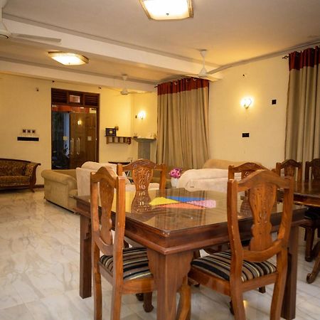 Marathona Tourist Resort - Anuradhapura Luaran gambar