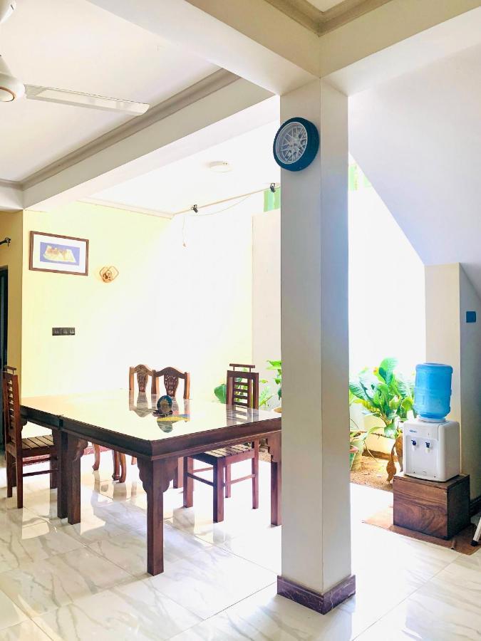 Marathona Tourist Resort - Anuradhapura Luaran gambar
