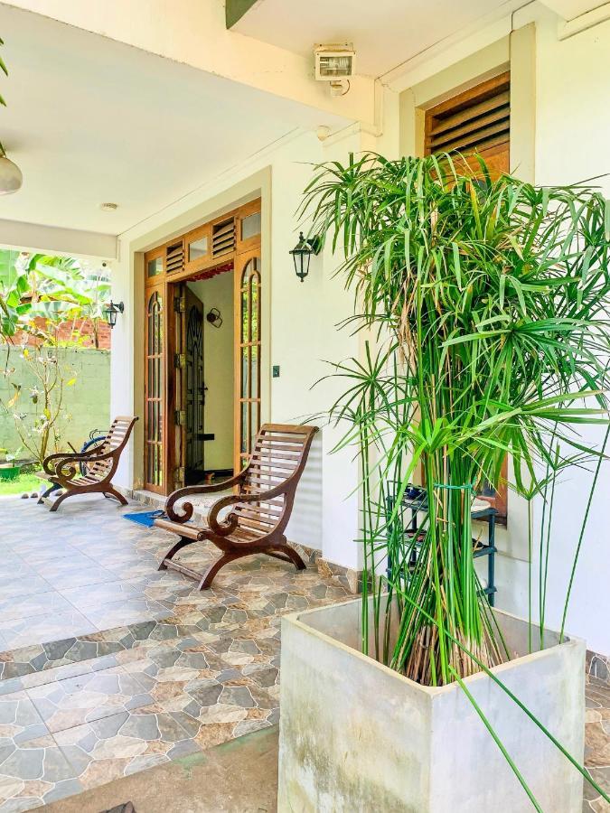 Marathona Tourist Resort - Anuradhapura Luaran gambar