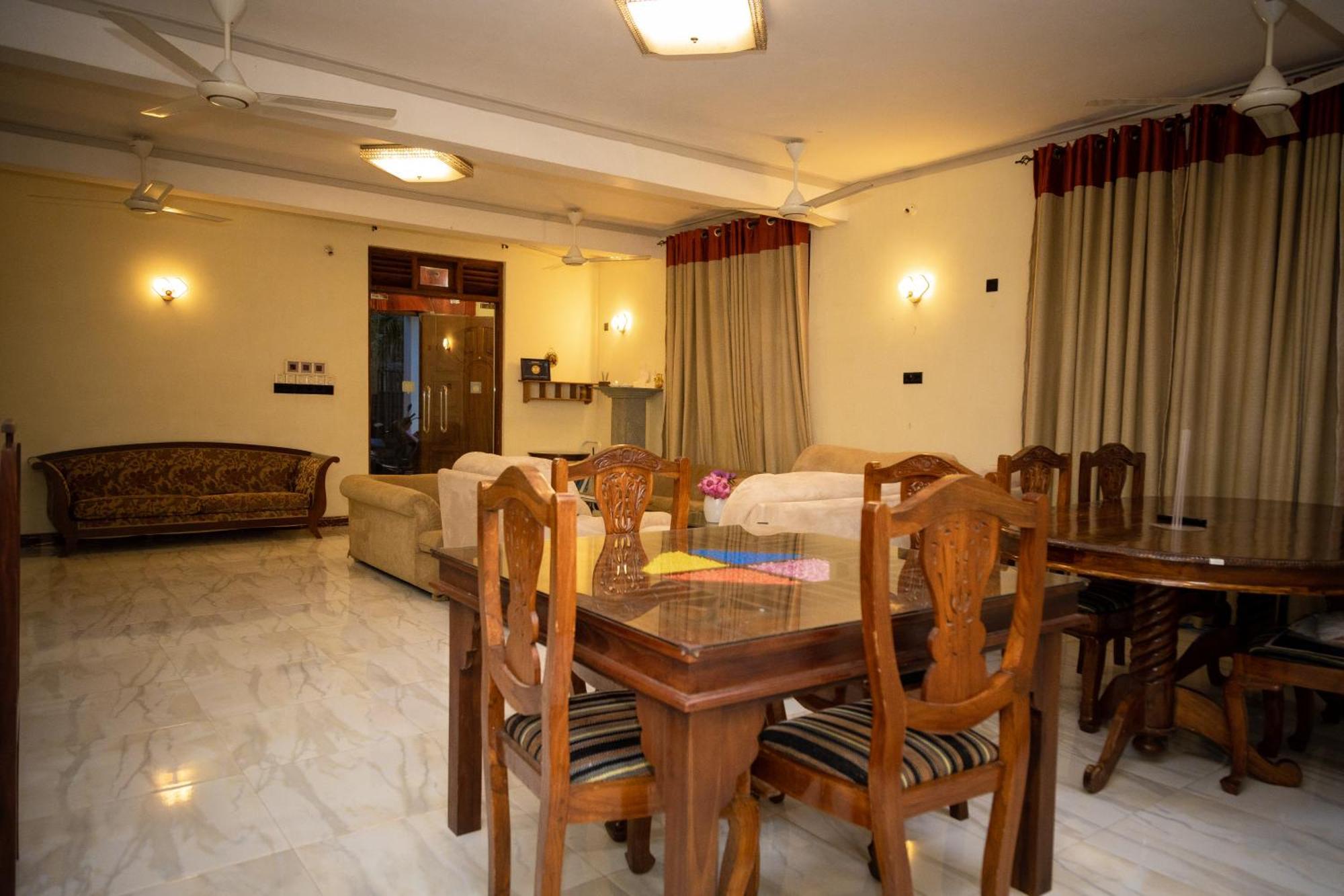 Marathona Tourist Resort - Anuradhapura Luaran gambar